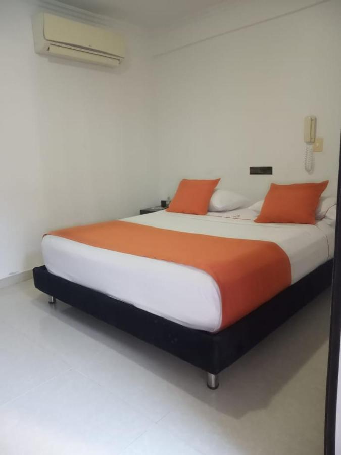 Confort Plaza Hotel Villavicencio Exterior foto
